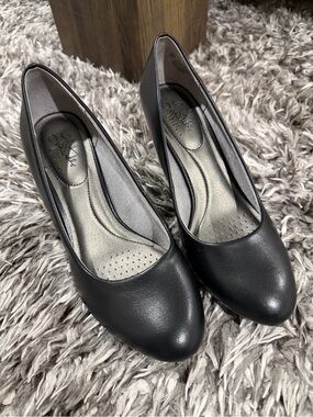 Black Women's Dress Pumps